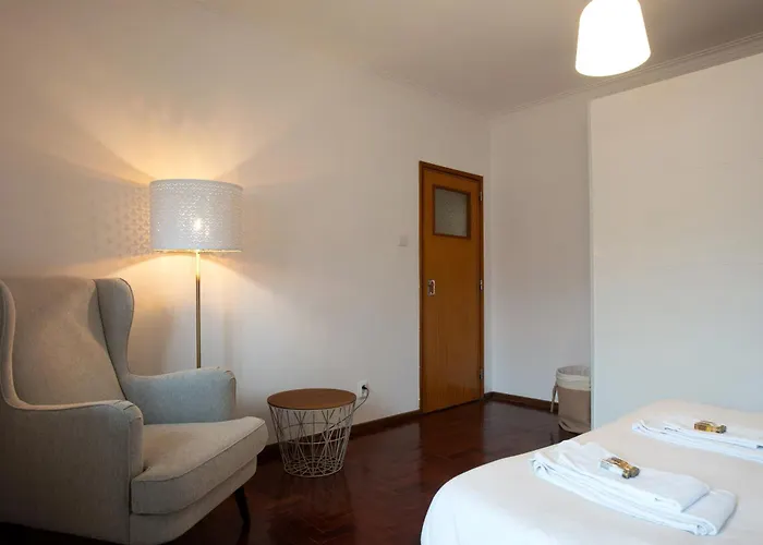 1bdr With Balcony Near The 公寓 *