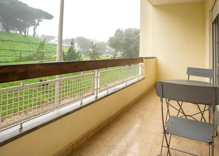 公寓 1bdr With Balcony Near The 卡斯凯什