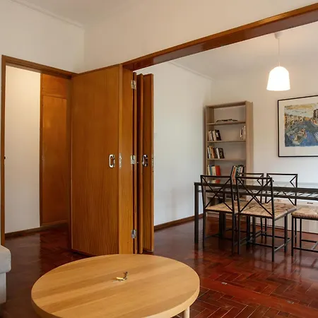 Apartment 1bdr With Balcony Near The *