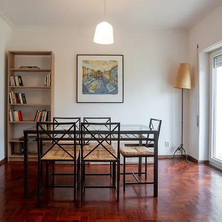 1bdr With Balcony Near The Apartment